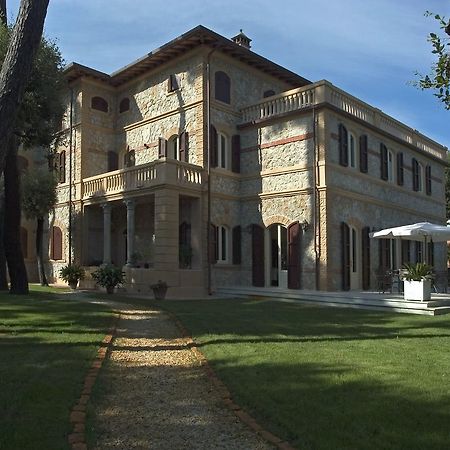 Villa Signori Марина ди Пиетрасанта Екстериор снимка
