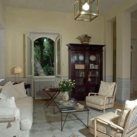 Villa Signori Марина ди Пиетрасанта Екстериор снимка