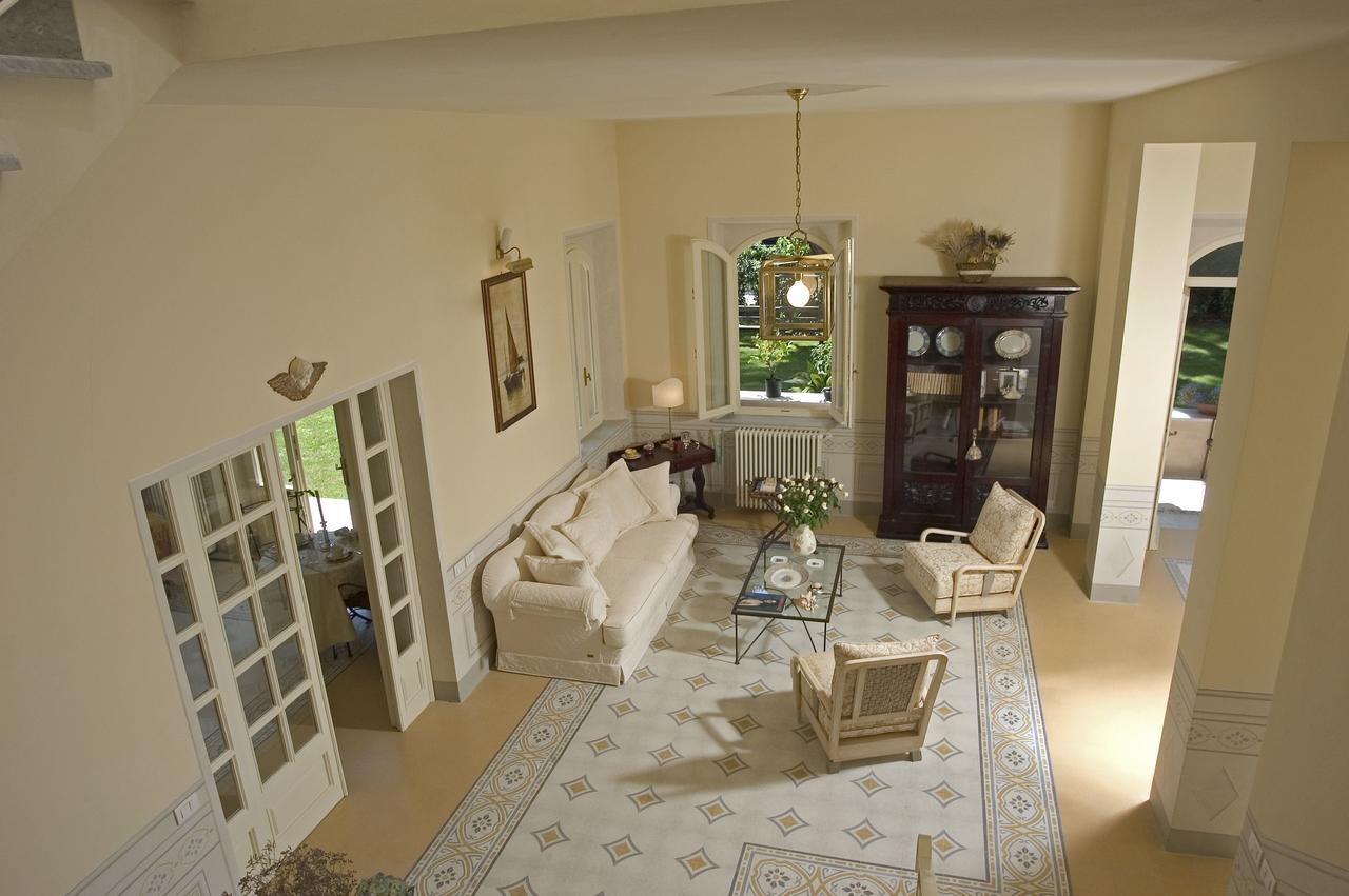Villa Signori Марина ди Пиетрасанта Екстериор снимка